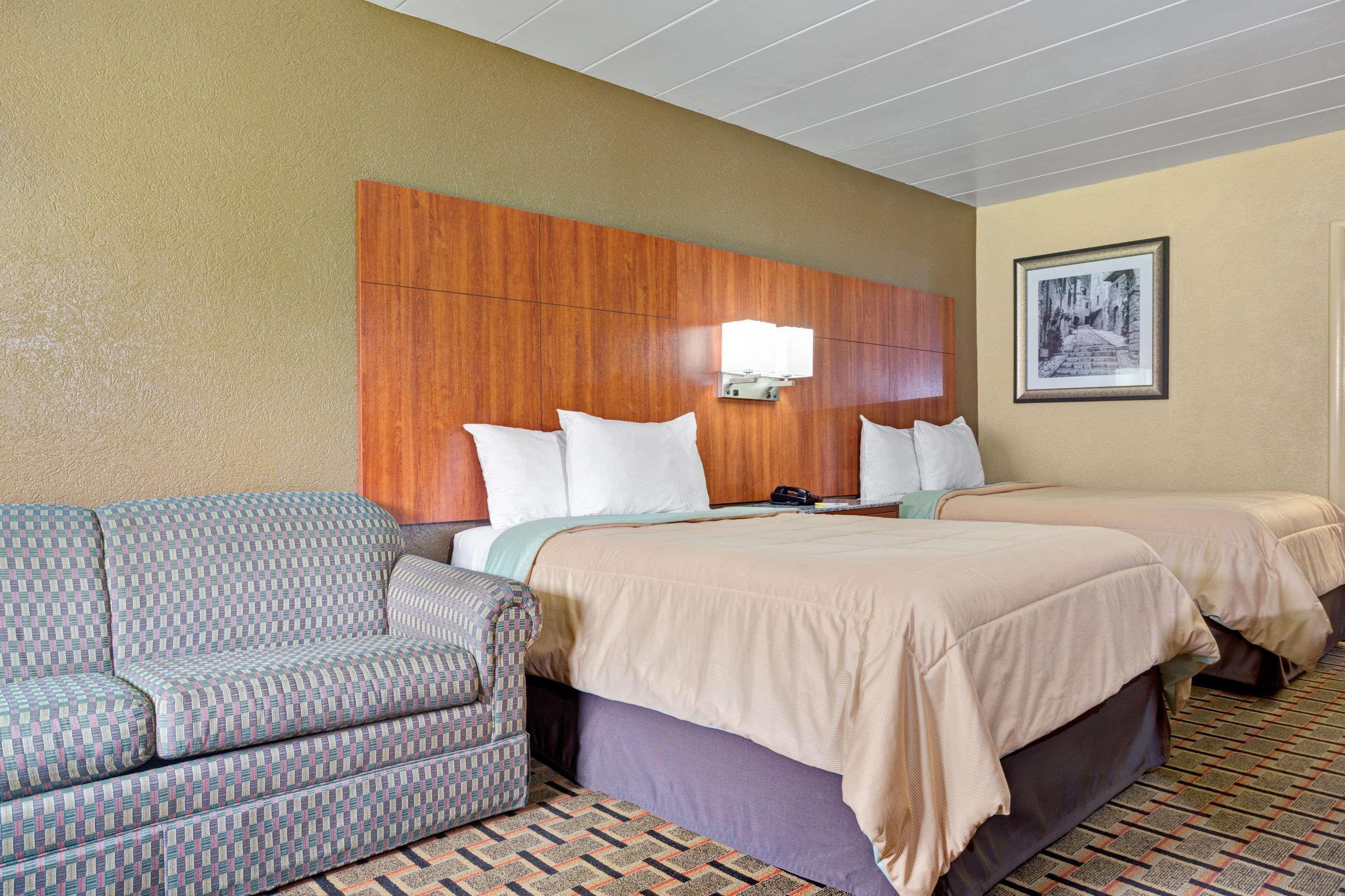 Days Inn By Wyndham Durham/Near Duke University Exterior foto