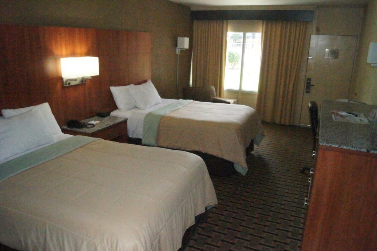 Days Inn By Wyndham Durham/Near Duke University Exterior foto